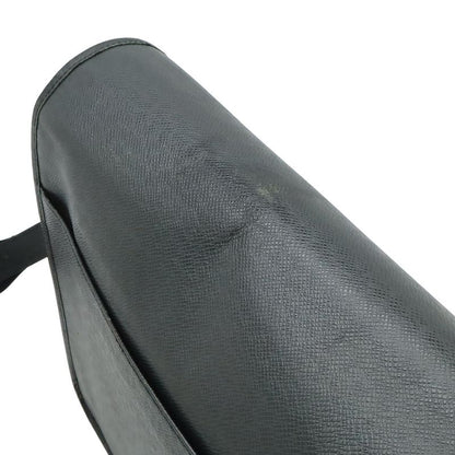 Louis Vuitton Taiga Alexei Shoulder Bag Crossbody Ardoise Black Silver Hardware