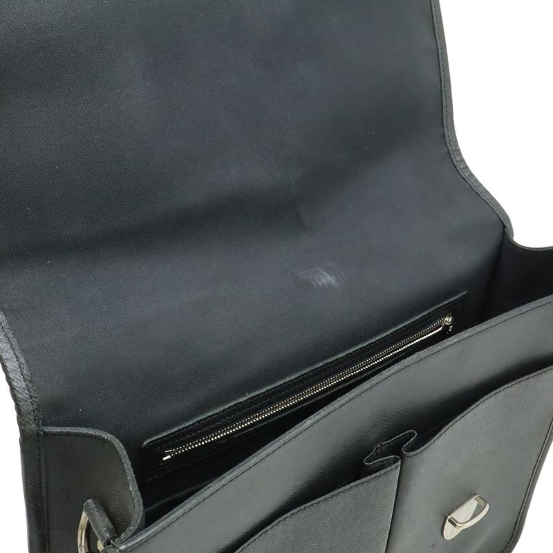 Louis Vuitton Taiga Alexei Shoulder Bag Crossbody Ardoise Black Silver Hardware