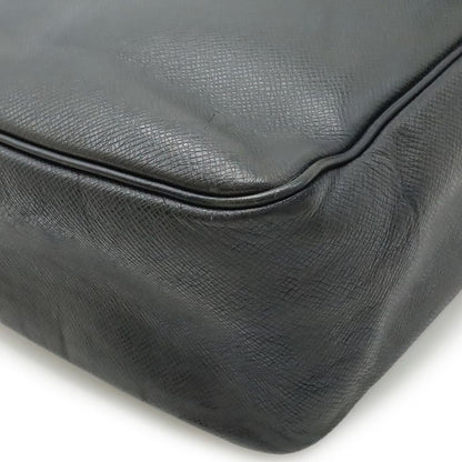 Louis Vuitton Taiga Yaranga Shoulder Bag Crossbody Leather Ardoise Black M30822