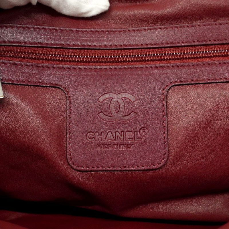 Chanel Rucksack/daypack Coco Cocoon Leather Ivory Silver Hardware Women's