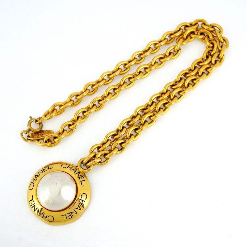 Chanel Necklace Vintage Chanel Logo GP Plating Fake Pearl Gold Ladies
