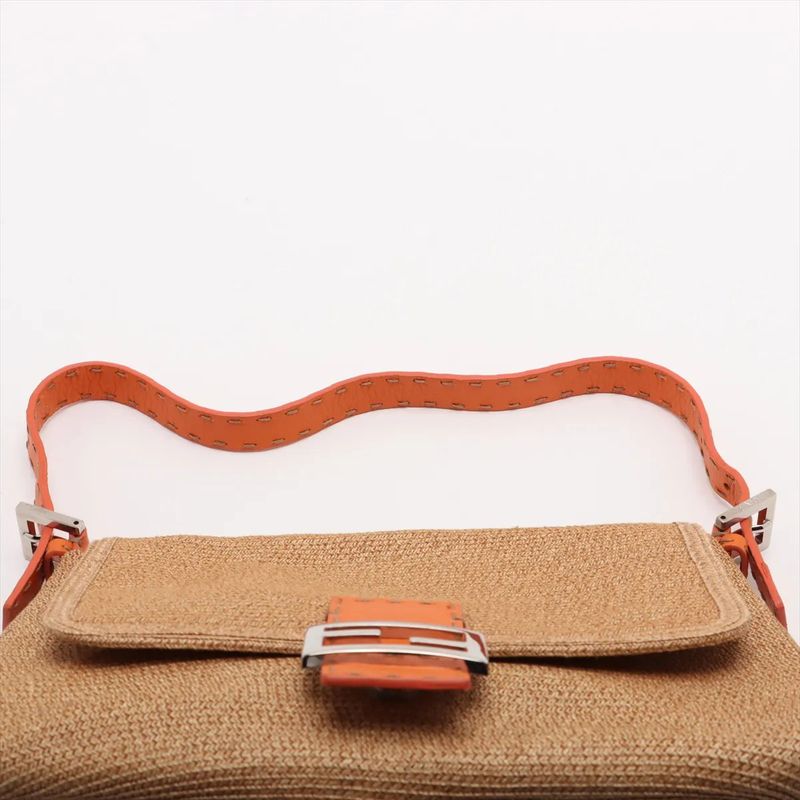 Fendi Selleria Raffia Leather Mamma Bucket Ff Hardware One Shoulder Bag