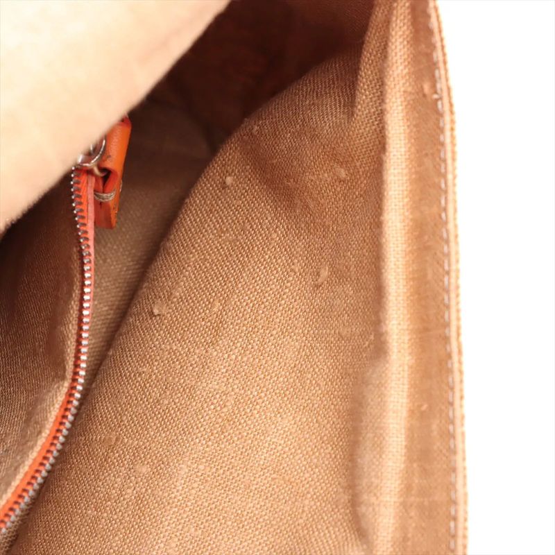 Fendi Selleria Raffia Leather Mamma Bucket Ff Hardware One Shoulder Bag