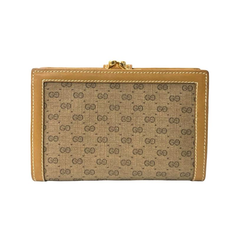 Gucci Vintage Micro GG Logo Pattern Leather Clasp Bifold