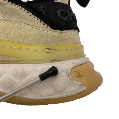 Chanel | G38501 Cocomark Matelasse Quilted Suede Sneakers | 37 | White | Ladies