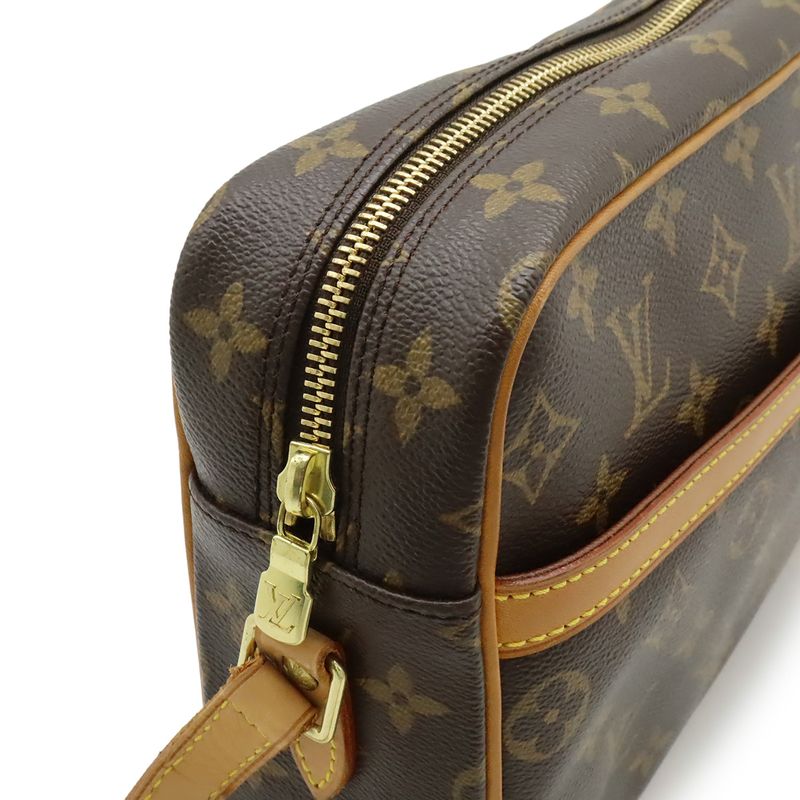 Louis Vuitton Monogram Trocadero 27 Shoulder Bag Crossbody M51274