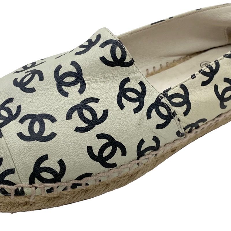 Chanel Flat Shoes Leather Ivory Black Coco Mark Espadrilles Slip-ons