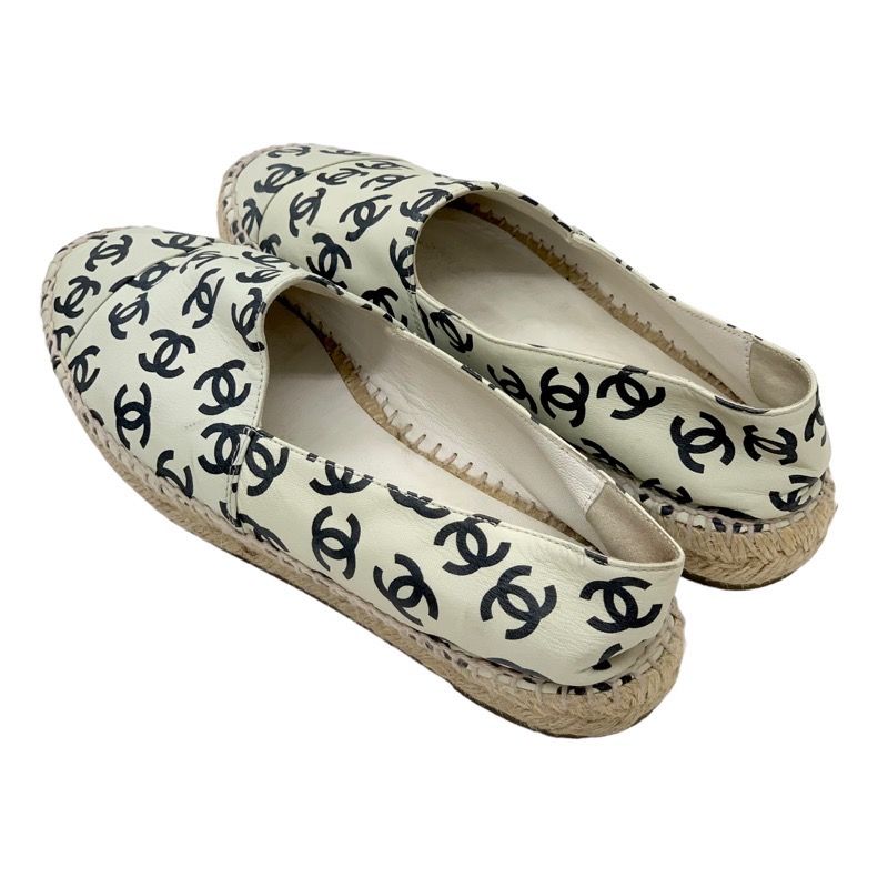 Chanel Flat Shoes Leather Ivory Black Coco Mark Espadrilles Slip-ons