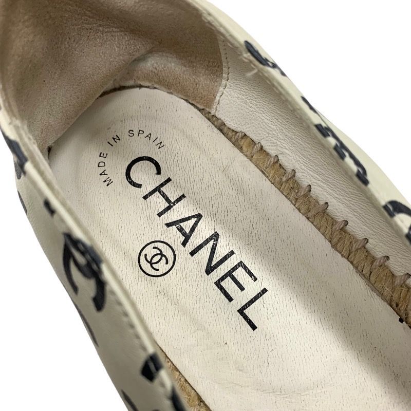 Chanel Flat Shoes Leather Ivory Black Coco Mark Espadrilles Slip-ons