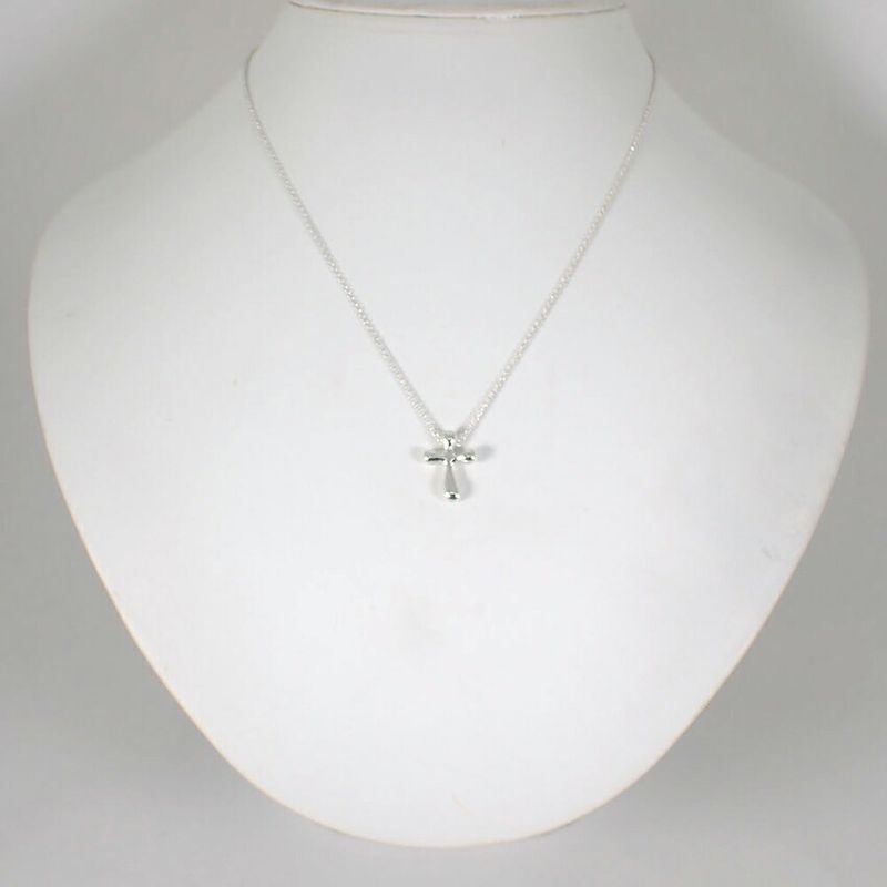 Tiffany & Co 925 Small Cross Pendant Necklace J117-5