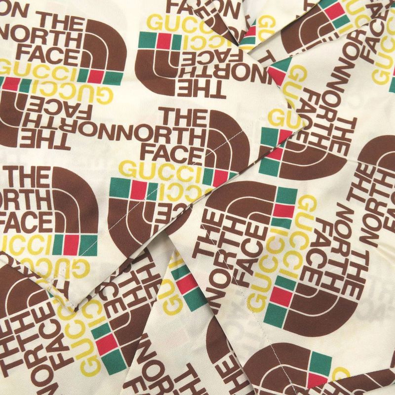 Unused Gucci X the North Face the North Face Full Logo Size 46 Silk Ivory Short