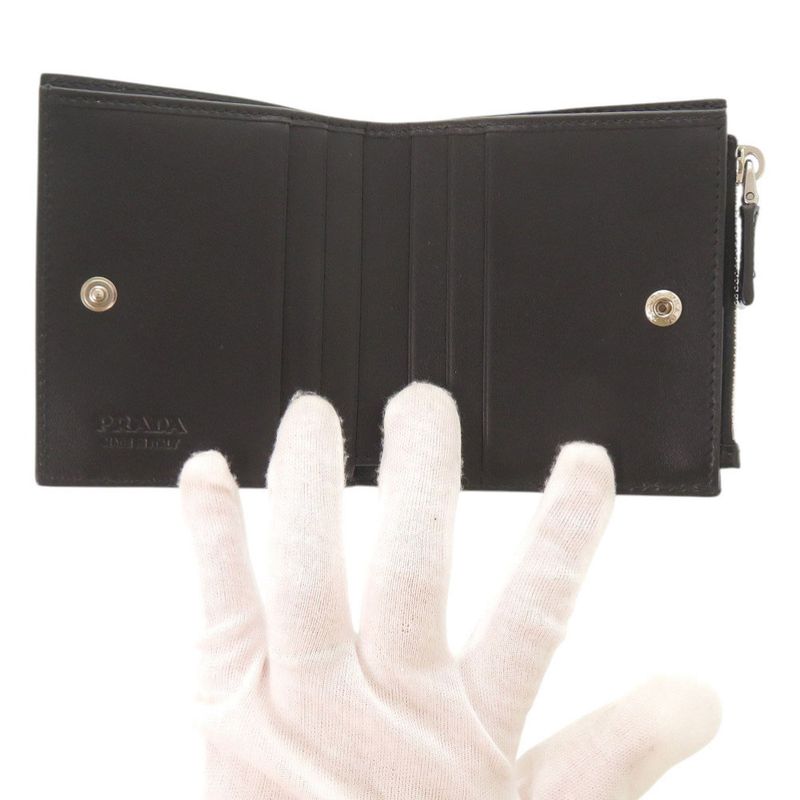 Prada Logo Compact Wallet Brushed Leather Black Bifold Wallet Black 0352 Prada