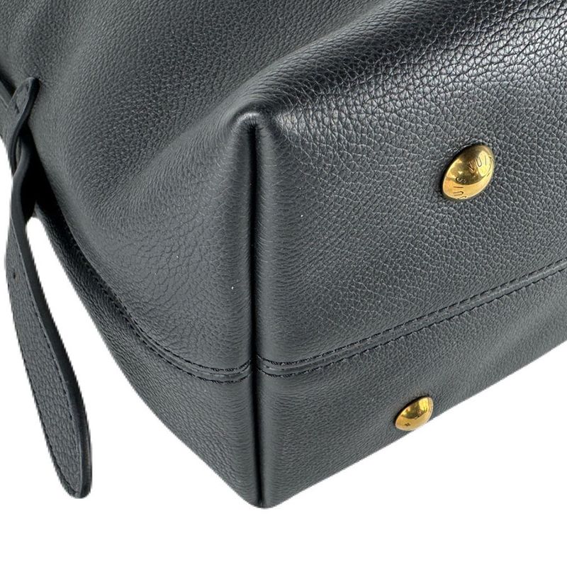 Louis Vuitton Shoulder Bag Low Key Hobo MM