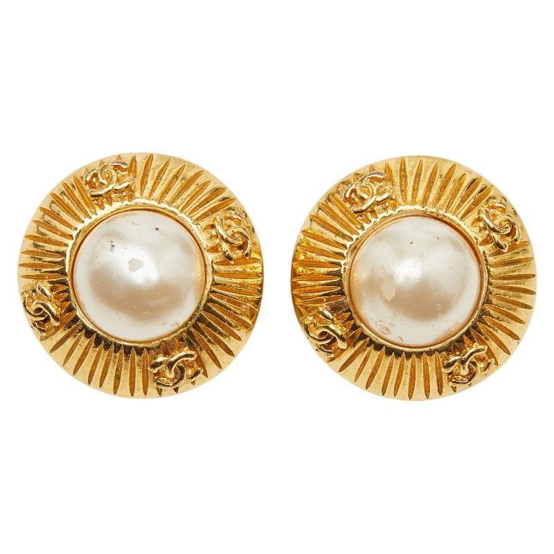 Chanel Cocomark Pearl Round Vintage Gold Plated Fake Pearl Ladies Chanel