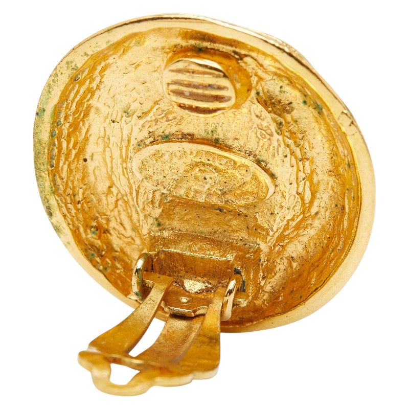Chanel Matelasse Pearl Round Gold Plated Fake Pearl Ladies Chanel