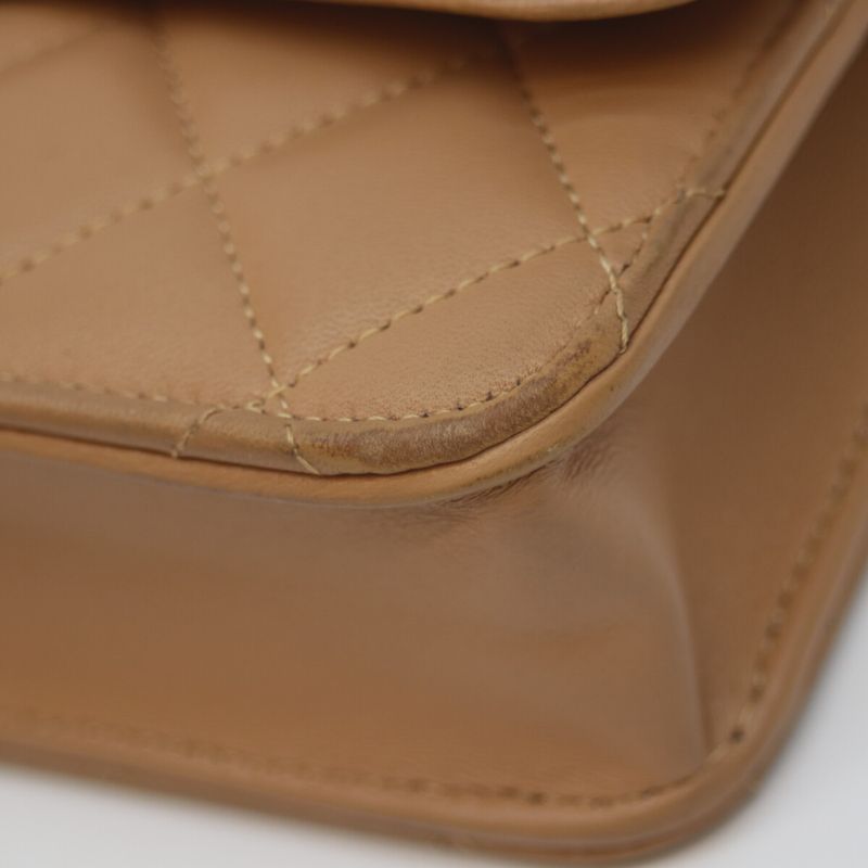 Chanel 22SS Ap3226 Camelbege Ram Ghardware Top Handle Chain Clutch Shoulder