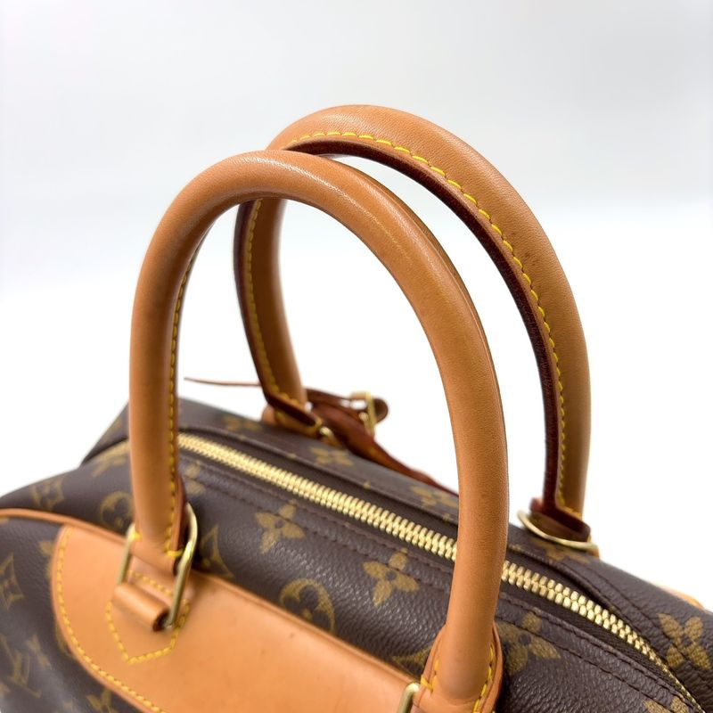 Louis Vuitton Deauville Beau Ring Vanity Monogram Serial Number Blurred Leather