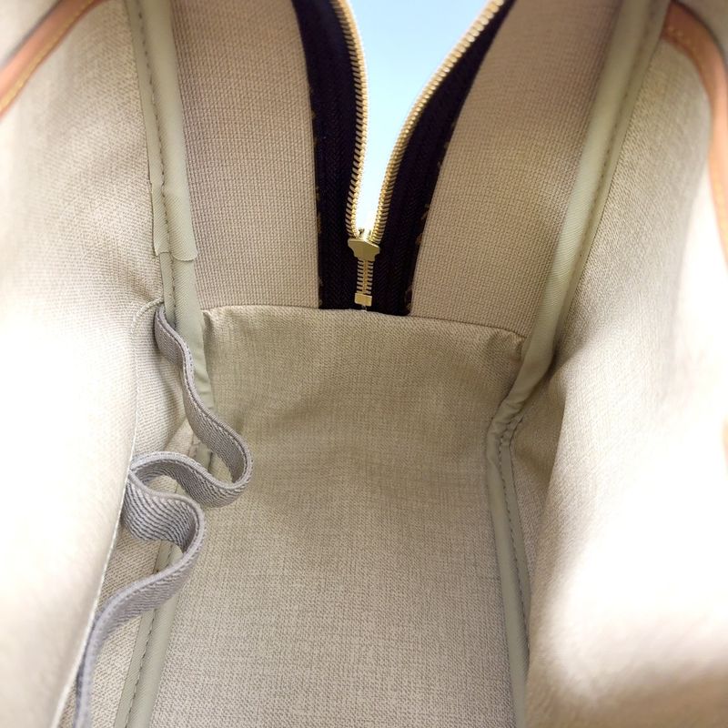 Louis Vuitton Deauville Beau Ring Vanity Monogram Serial Number Blurred Leather