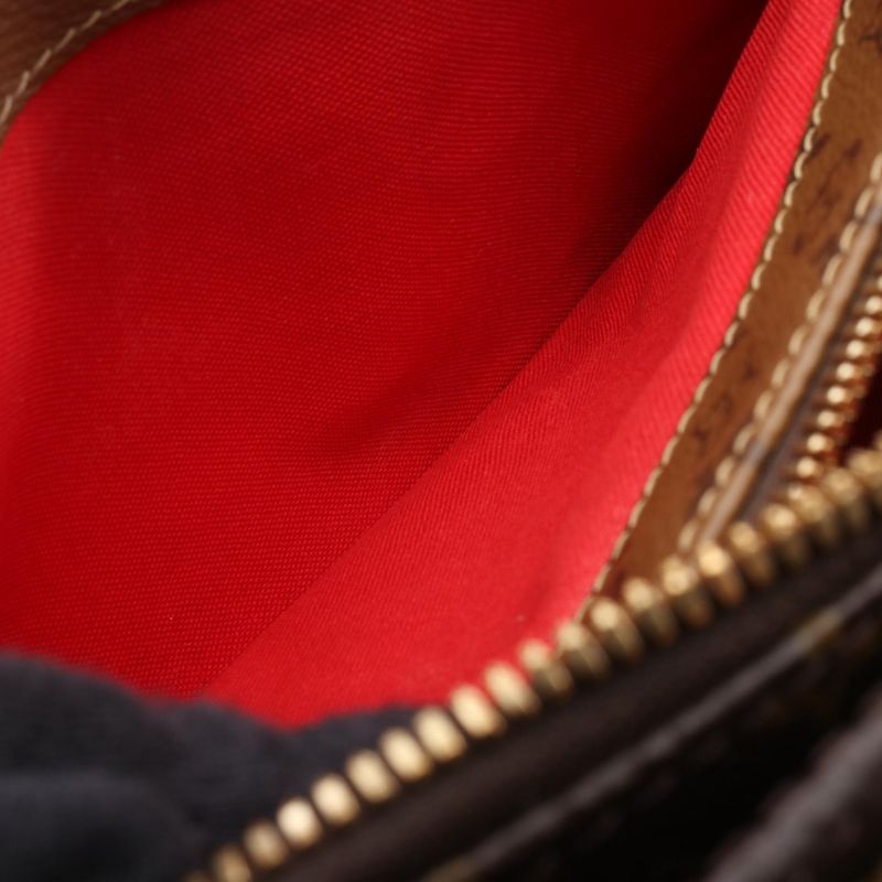 Louis Vuitton Handbag On The Go EW Monogram Giant Monogram Reverse M46653 PVC