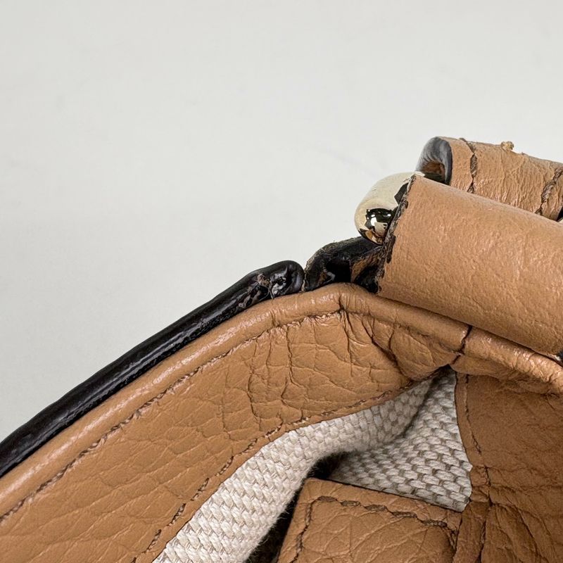 Gucci Soho Shoulder Bag Tassel Fringe Interlocking G Shoulder Bag Leather Camel