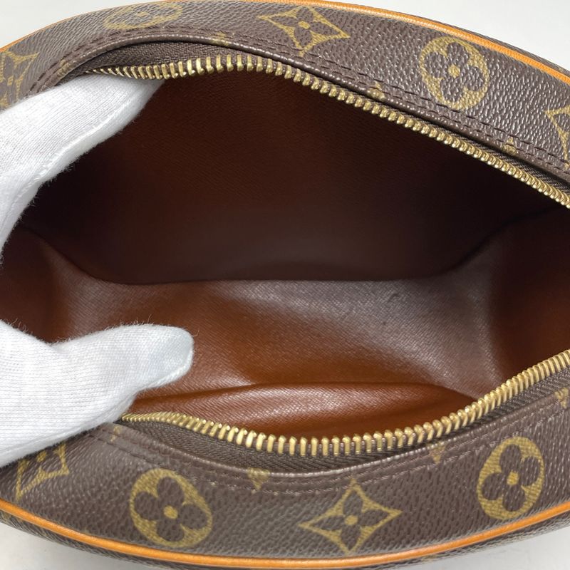 Louis Vuitton Blois Crossbody Shoulder Bag Monogram Brown M51221 Women's