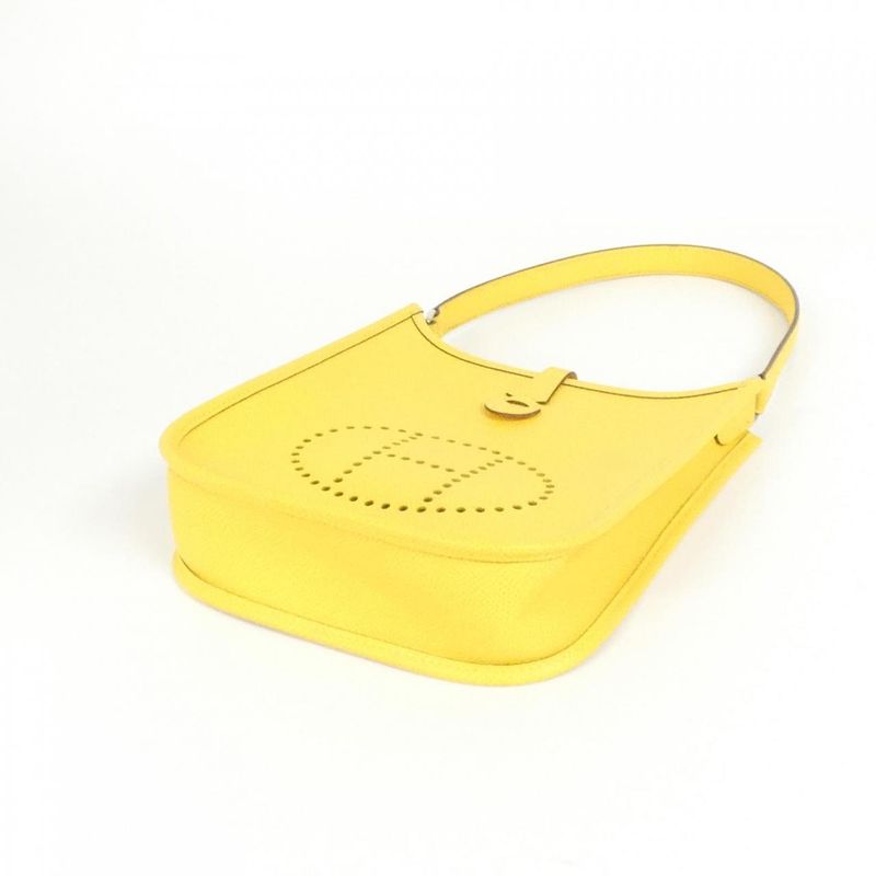 Vintage Hermes Evelyn 16cm (6.30in) 044560ck Shoulder Bag