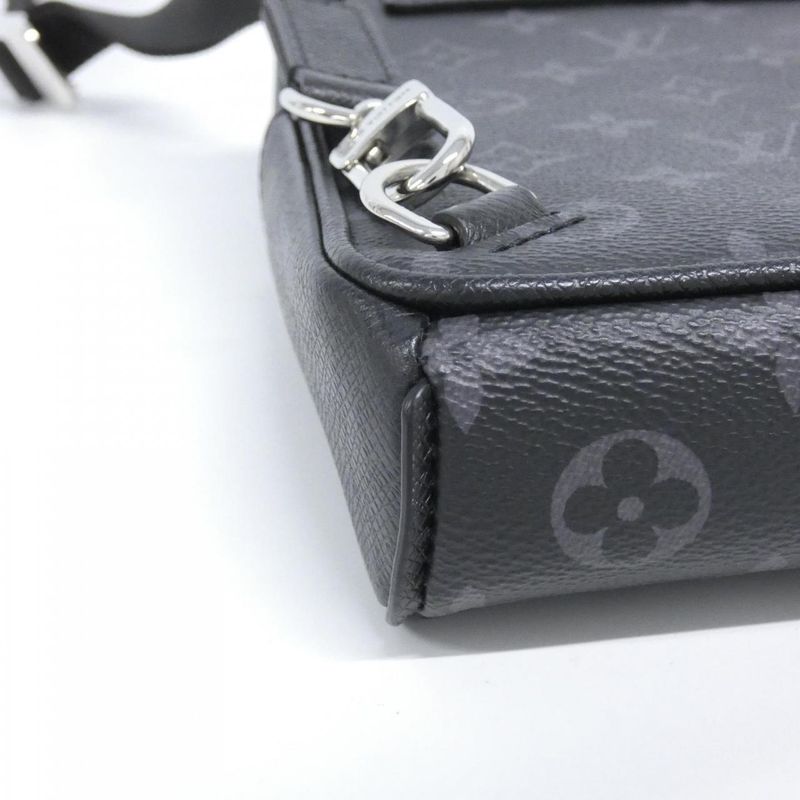 Louis Vuitton Taiga Llama Outdoor Ring Bag M30741 Shoulder Bag