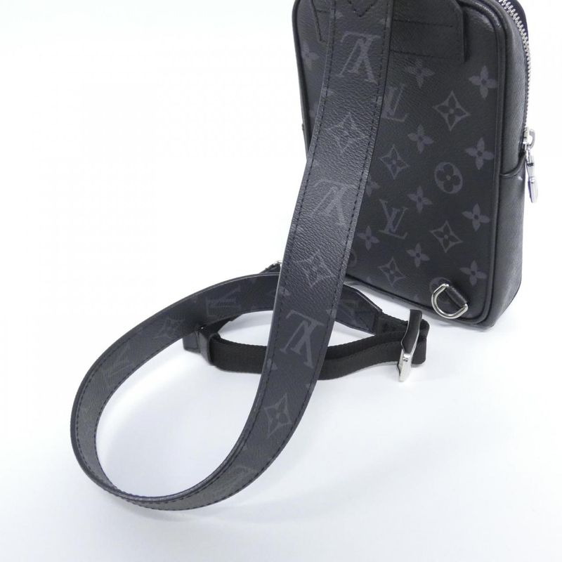Louis Vuitton Taiga Llama Outdoor Ring Bag M30741 Shoulder Bag
