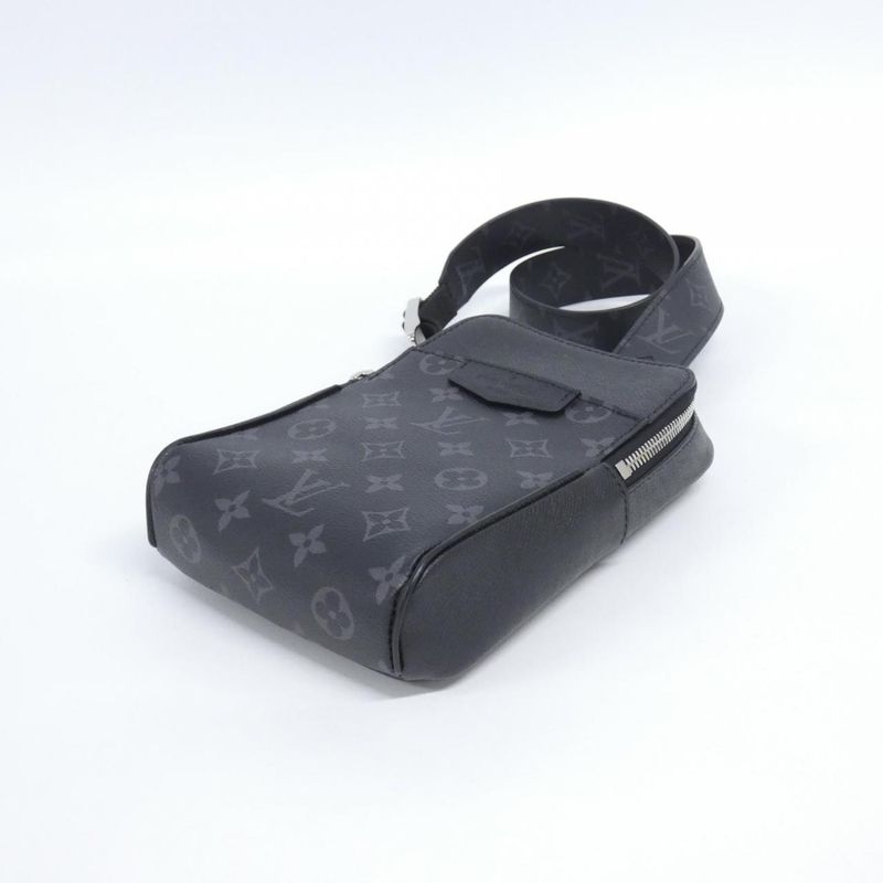 Louis Vuitton Taiga Llama Outdoor Ring Bag M30741 Shoulder Bag