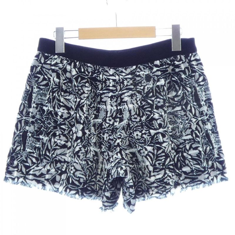 Chanel P50702v37663 Shorts