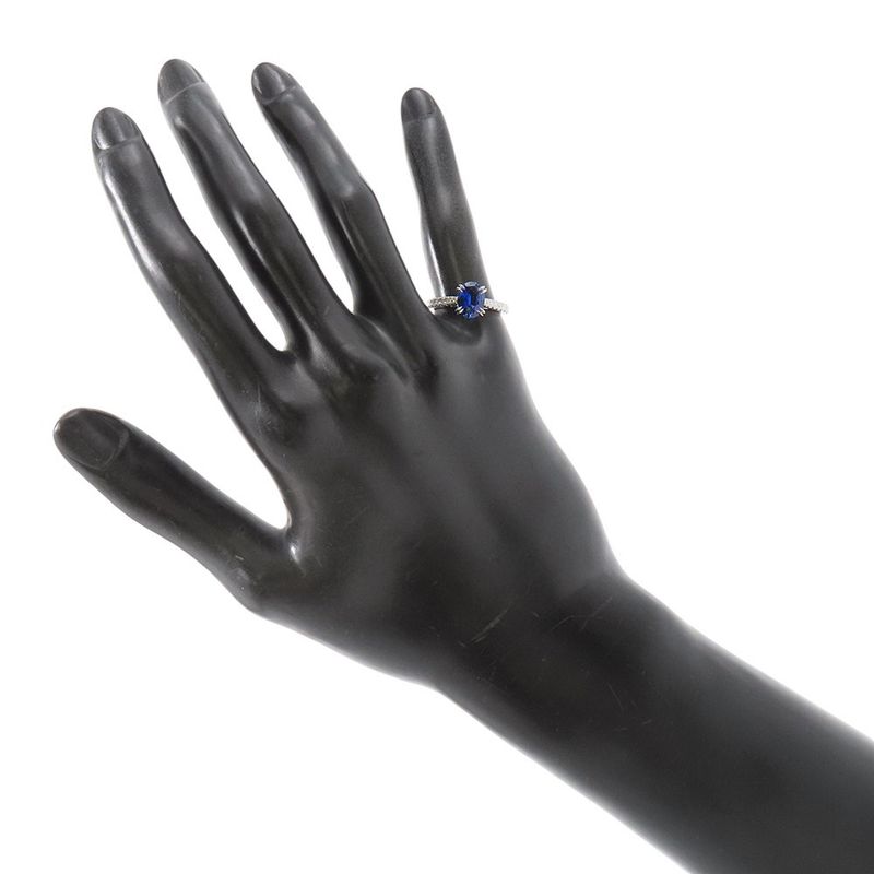 Harry Winston Ring Oval