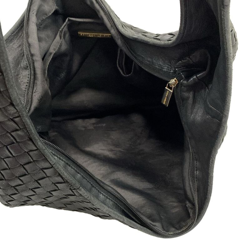 Bottega Veneta Shoulder Bag Intrecciato Black Leather