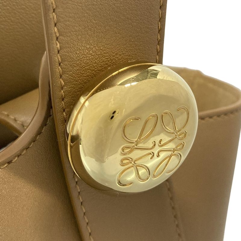 Loewe Handbag Pebble Bucket Bag Mini Aanbbbmx01 Oak (Brown)