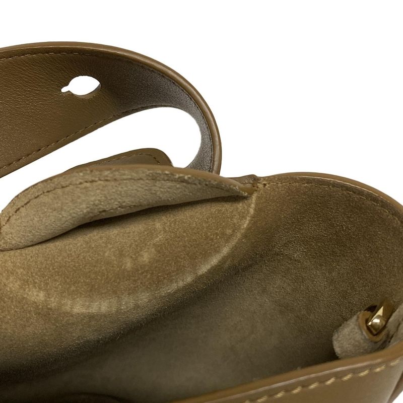 Loewe Handbag Pebble Bucket Bag Mini Aanbbbmx01 Oak (Brown)