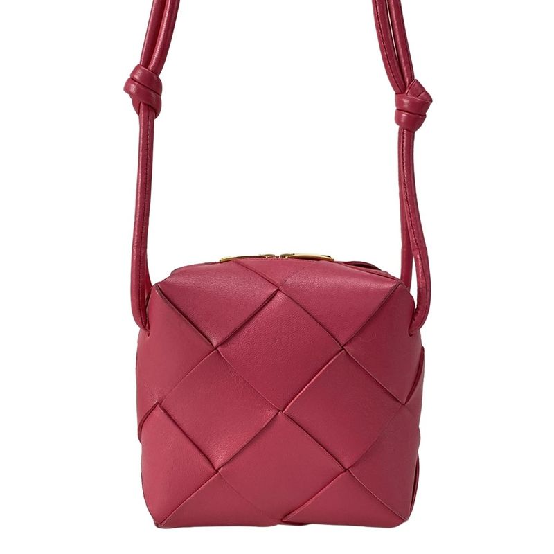 Bottega Veneta Shoulder Bag Maxi Intrecciato Pink Leather