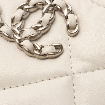 Chanel Coin Case 19 Dizeneuf White Lambskin (Sheepskin) Chanel19 Matelasse Coin