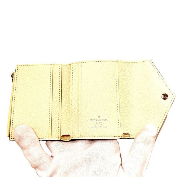 Louis Vuitton Monogram LV Pop Portefeuille Zoe M68673 Trifold Wallet Women's