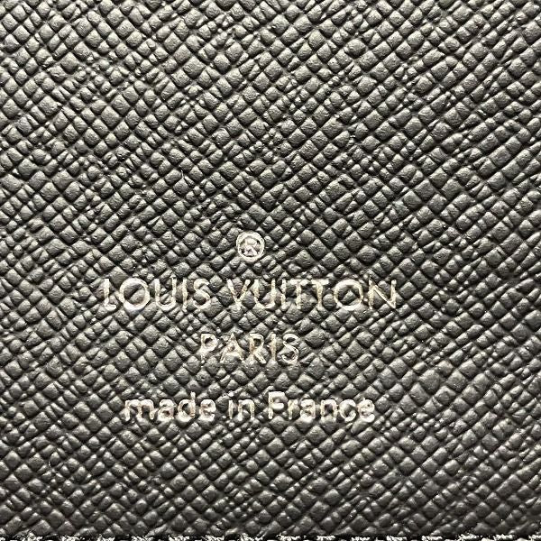 Louis Vuitton Taiga Vertical M30510 Wallet Long Wallet Men's
