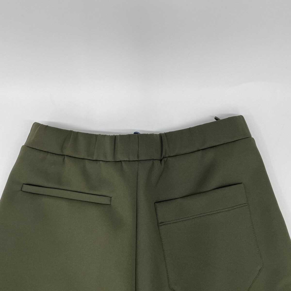 Prada ｶｰｷ ｼﾞｯﾌﾟﾃﾞｻﾞｲﾝ ﾃｰﾊﾟｰﾄﾞﾊﾟﾝﾂ Ｘｓ