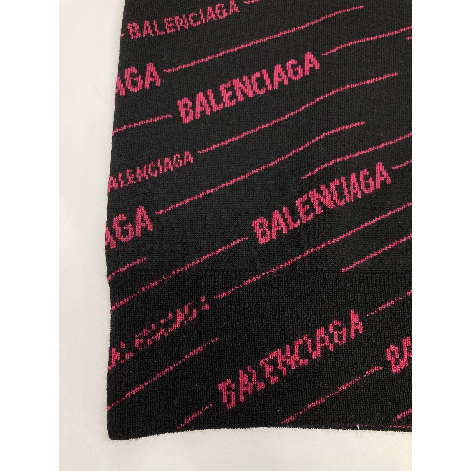 Balenciaga 19aw 583094 ﾋﾟﾝｸ×ﾌﾞﾗｯｸ ﾀﾞｲｱｺﾞﾅﾙｼﾞｬｶﾞｰﾄﾞﾆｯﾄ Ｓ