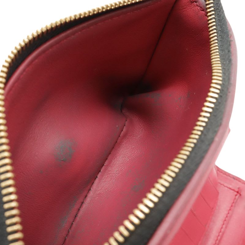 Louis Vuitton Portefeuille Capucines Compact Trifold Wallet