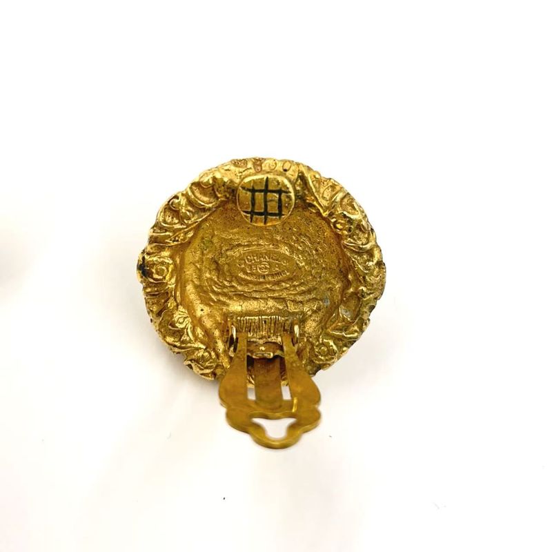 Chanel Fake Pearl Metal X Fake Pearl Gold X White Earring