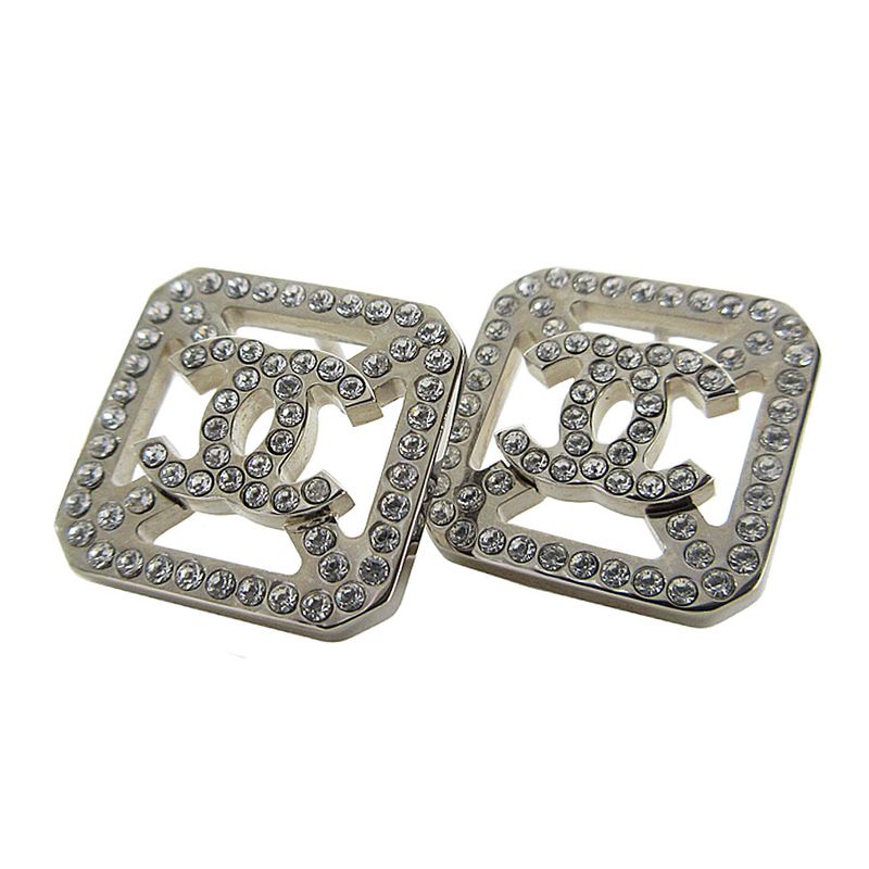 Chanel Earrings Here Mark