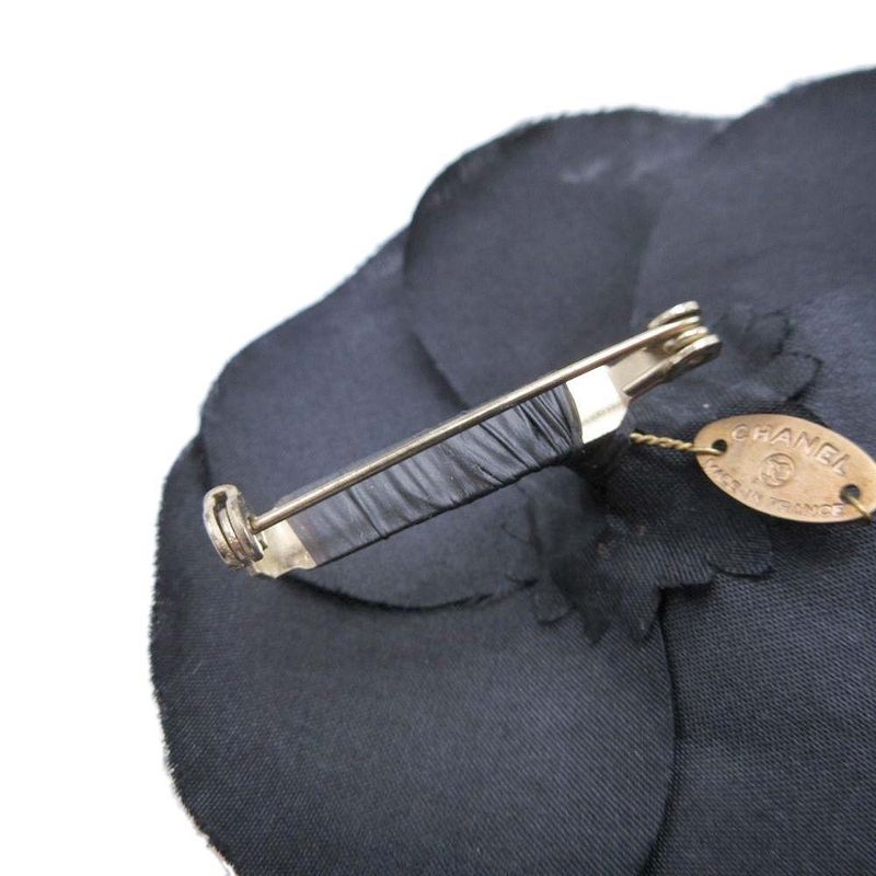Chanel Camellia Corsage Pin Brooch Accessory Flower Motif Black Ladies Used