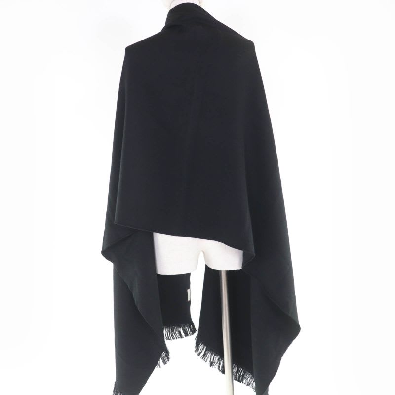 Gucci 100% Wool Logo Fringe Large Muffler Shawl Black 70 220 cm Scarf