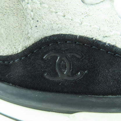 Chanel Coco Mark Lace Up Suede Leather Low-cut Sneakers White