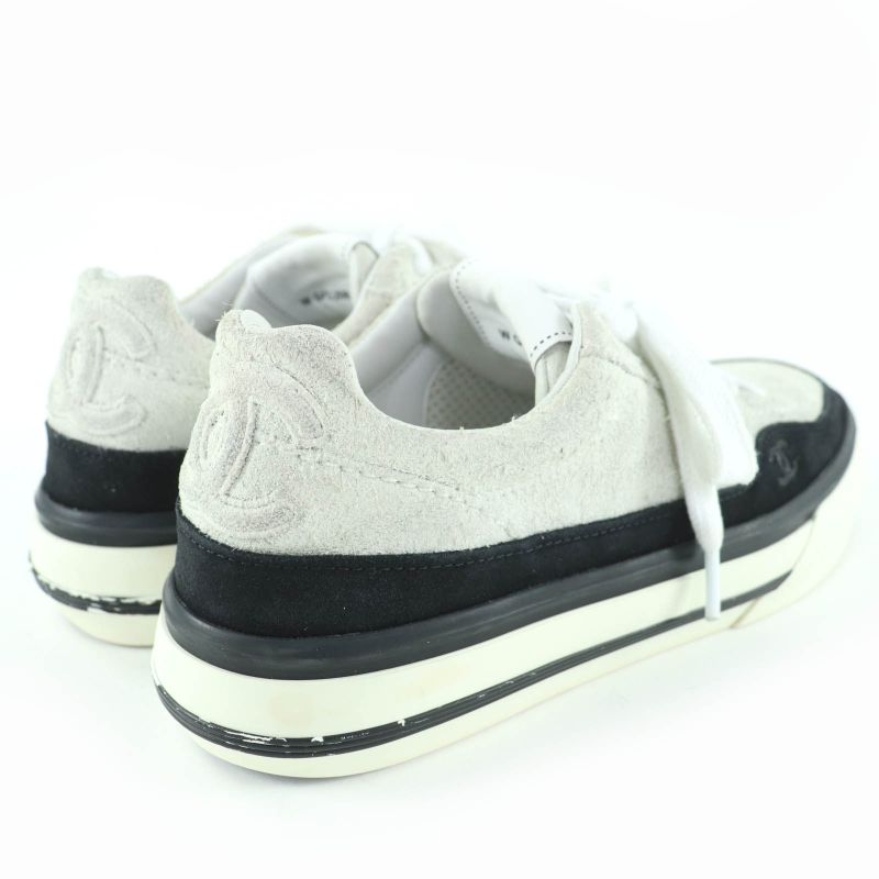 Chanel Coco Mark Lace Up Suede Leather Low-cut Sneakers White