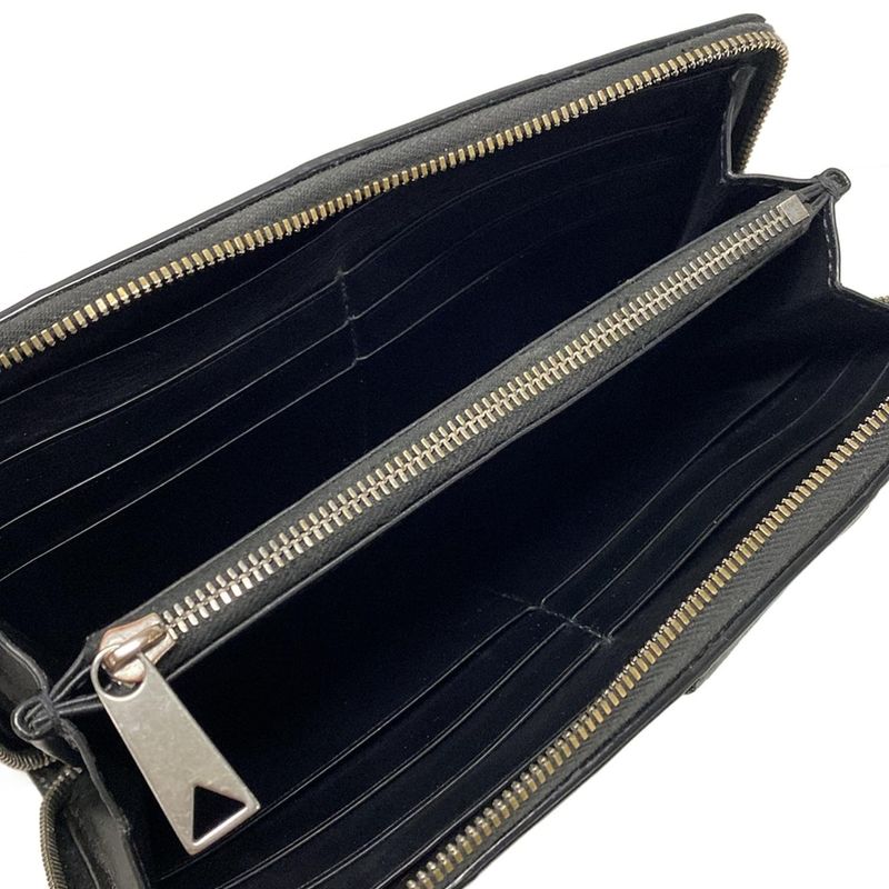 Bottega Veneta Long Wallet Cassette Zip Around Wallet Black Round Zipper Leather