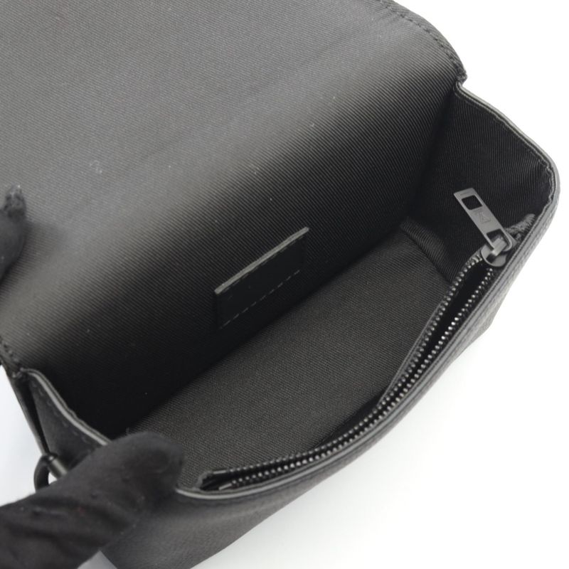 Louis Vuitton Shoulder Bag Fastline Wearable Wallet LV M82085 Noir Black