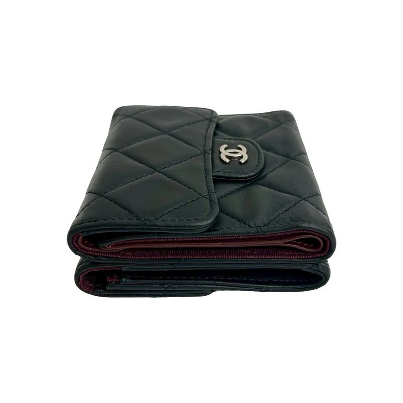 Chanel Chanel Timeless Classic Quilted W Hook Lambskin Bifold